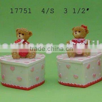 Polyresin Valentine bear jewellery box