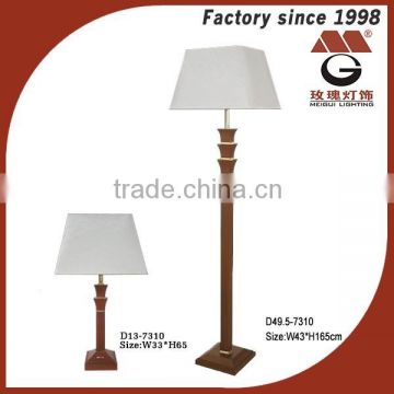 wooden hotel decoration light in maroon colour