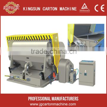 Paperboard and cardboard diecutting and creasing machine