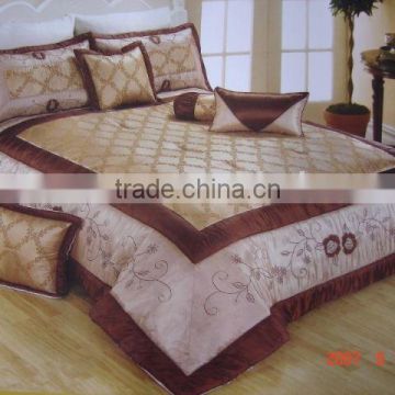 beautiful bedding set