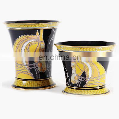 Europe Style House Decoration Horse Decal Black Gold Tabletop Ceramic Vase