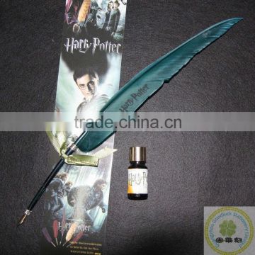 fancy design feather pen set with elegant packaging