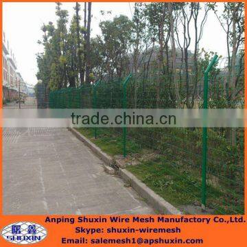 China Supplier Low Price Highway/Road Fence