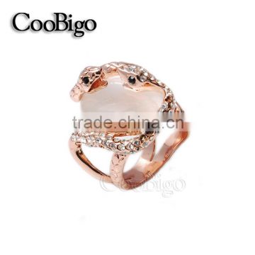 Fashion Jewelry Fall In Love Snake Design Cat Eye Stone Ring Ladies Wedding Party Show Gift Dress Apparel Promotion Accessories