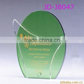 New fashion China hot popular green crystal glass hand trophies