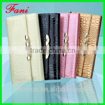 2015 you can design your own PU leather wallet with beautiful metal for women or girls