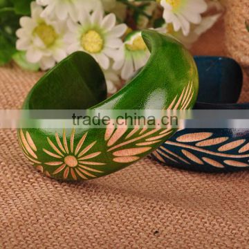 Thailand fashion jewelry fruit colors wooden bracelet