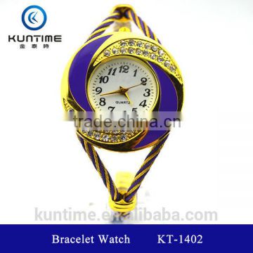 alibaba hot sell watch in spanish express beautiful crystal watch glass face bracelet watch