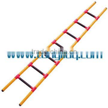 Ultraportable circular tube step ladder