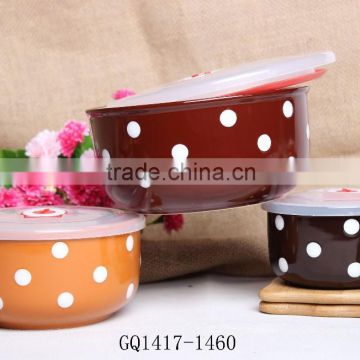 Eco-friendly three color ceramic bowl fresh bowl with lid for wholesale
