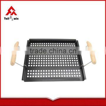 Cookware for outdoor wooden handle coating bbq grill pan tray