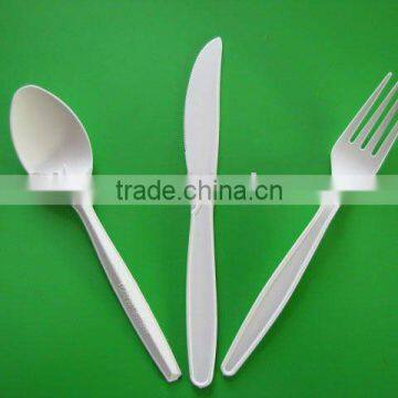 Biodegradable disposable plastic cutlery