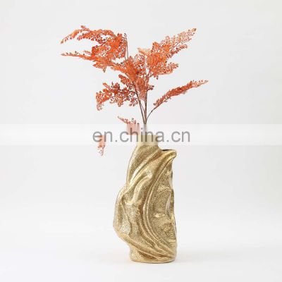 Modern Luxury Ceramic Porcelain Home Decor Irregular Shape  Golden Vase For Flower Arrangement