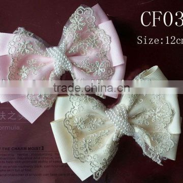 CF0386 2013 New arrival new model wholesale pearl center ivory lace bow for hair