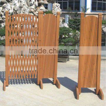 HL086 Wooden expansion fence with stands