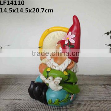 Resin mushroom gnome statue craft product