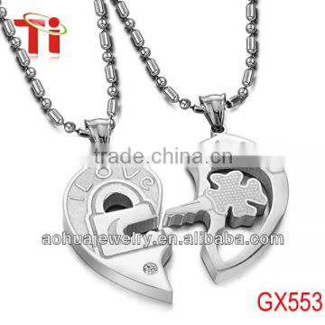 stainless steel feart pendant necklace ,couples breakable heart pendant for lovers