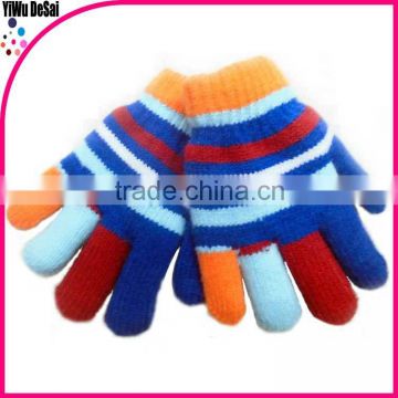 2015 hot sales popular warm winter Wholesale knit Child Stripe gloves