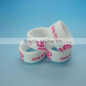 Hot Wholesale Adult / Kid sizes girl first silicone custom finger customized finger ring