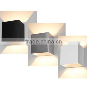 LED wall light made with only iron material