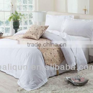 100% Cotton Bedsheet 60S*40S T300 3 cm Stripe Design Flat Sheet