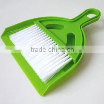 mini broom and dustpan for table