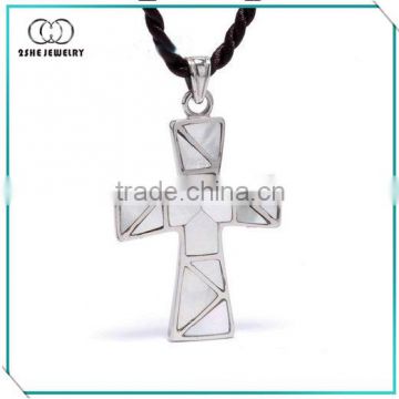 China manufacturer stainless steel with shell cross necklace for man