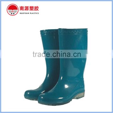 Solid color PVC transparent rain boots for women