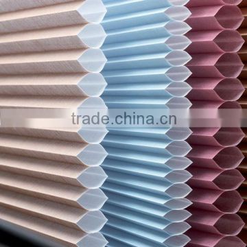2016 china latest design honeycomb blind ready made curtain
