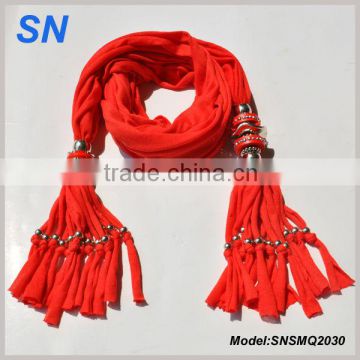 On both sides of tassel accessories scarf