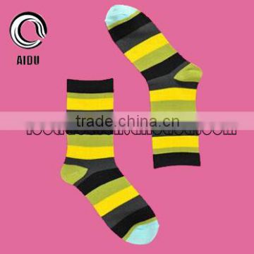 High Quality Colorful Wide Strip Rainbow Mid-calf Length Strip Socks Men/Women Socks 100 Cotton Socks Custom Happy Fashion Socks