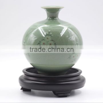 Custom Chinese Decorative Clay Ceramic Water Bottle With Glaze