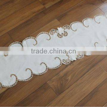 100% Polyester Floral Hand Made Table Runner