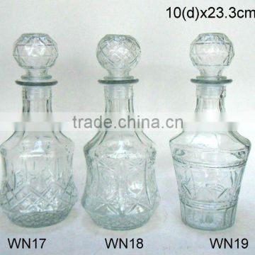 WN17 clear glass wine bottle