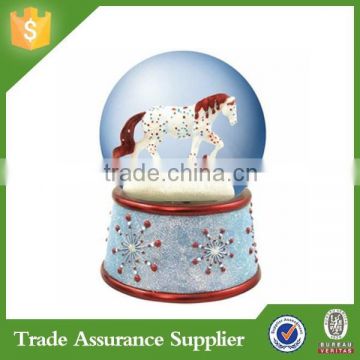 JHB Factory ODM/OEM Resin Horse Snow Globe