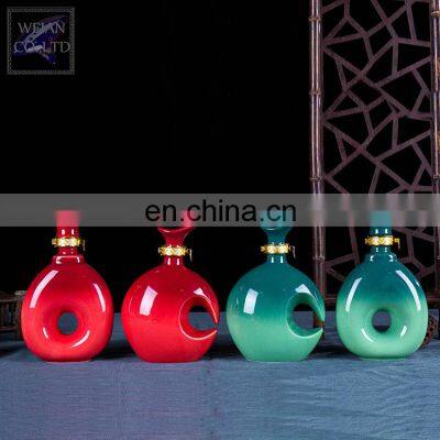 Jingdezhen Weian Sun and Moon Shape 500ml Ceramic Couple Wine Bottles