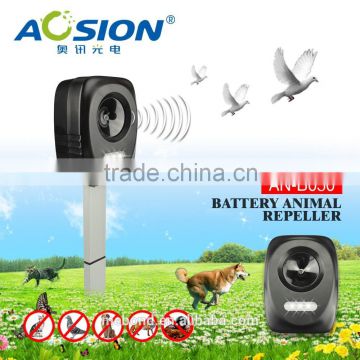 Aosion with flash electronic ultrasonic battery operated cat repeller