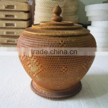 Sophiticated design rattan basket from Vietnam