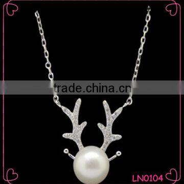 The new spring of 2015 Personalized Jewelry Three-dimensional Diamante Antlers Necklace