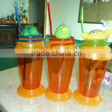 The newest design plastic PP animal toy cup with straw in china