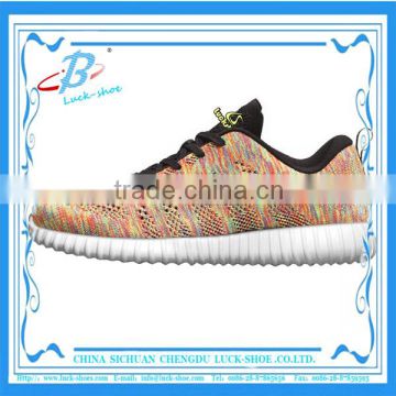 2016 new design Yeezy sports shoes OEM factory price