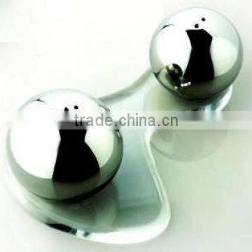 Designer Stainless Steel Salt & Pepper Shaker with Base / Condiment Container Set