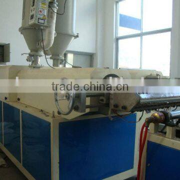 Disposable plastic dinner plate making machine