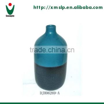 Competitive price ceramic boot vase manufacturers in china