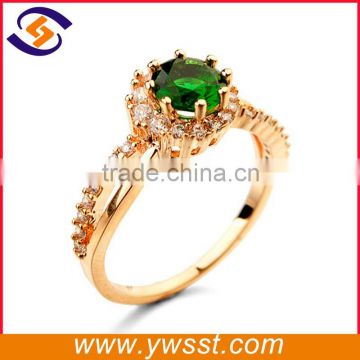 Mens natural stone emerald gold 18k ring russia