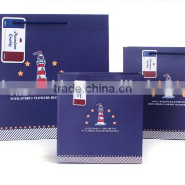 Wholesale brown kraft paper christmas gift bag in China