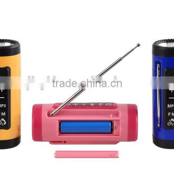 2015 new hot sale bluetooth mp3 fm radio player power bank with led torch
