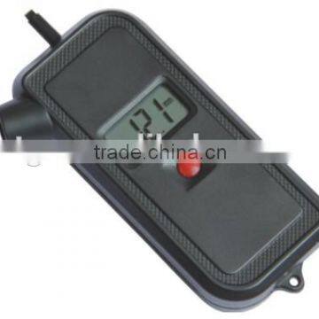 Digital tire pressure gauges