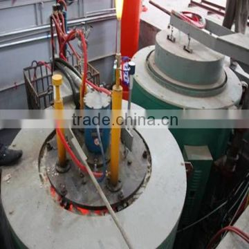 Low power consumption batch-type vertical pit vacuum heat treatment furnace