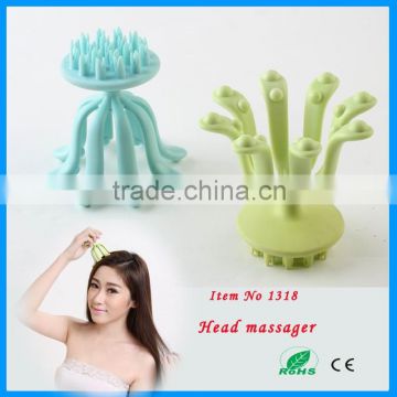 2016 Cheapest blue and green hand held Octopus head massager brush comb
